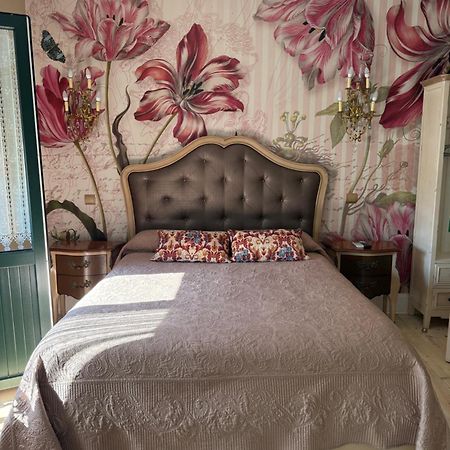 Hostal Boutique Puerta Del Sol Torrelavega Exteriör bild
