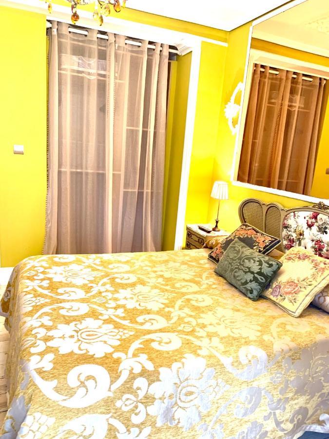 Hostal Boutique Puerta Del Sol Torrelavega Exteriör bild