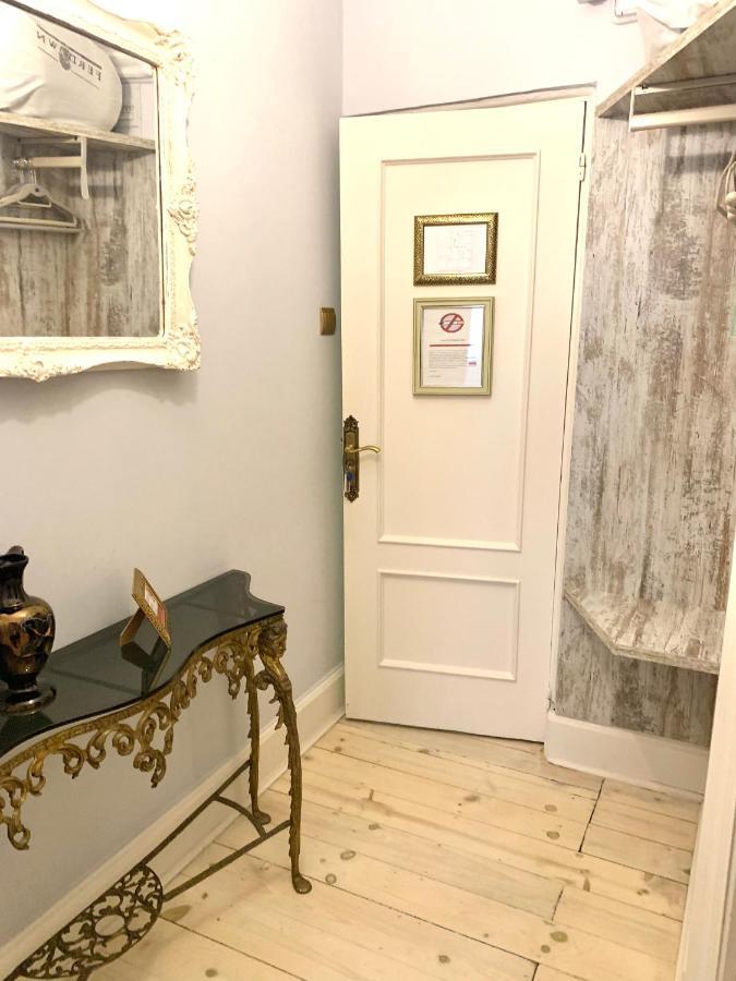 Hostal Boutique Puerta Del Sol Torrelavega Exteriör bild