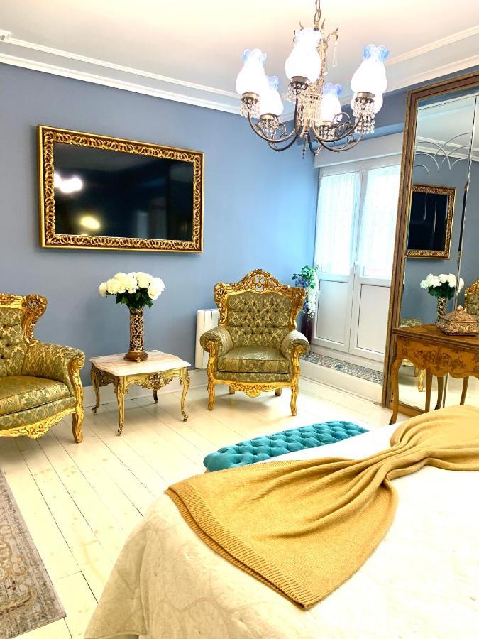 Hostal Boutique Puerta Del Sol Torrelavega Exteriör bild