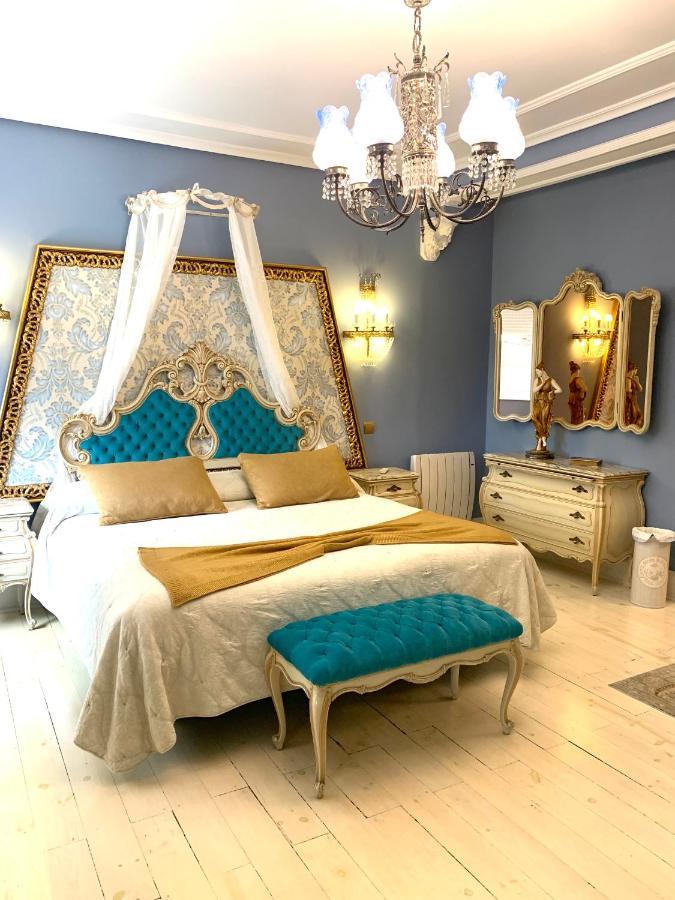 Hostal Boutique Puerta Del Sol Torrelavega Exteriör bild