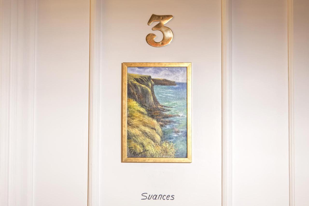Hostal Boutique Puerta Del Sol Torrelavega Rum bild